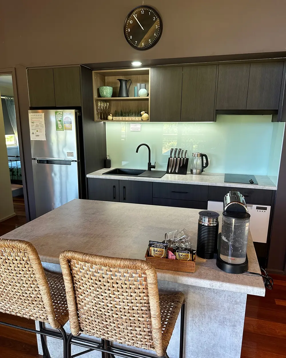 The Heavens Mountain Escape - Kangaroo Valley - Elysium Cottage Kitchen